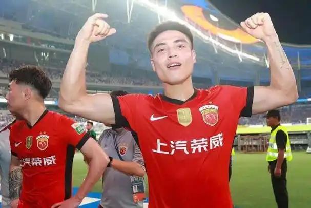 3-2！中超第四又输了，三连败，争冠再掉链子！海港拿3分胜利而归